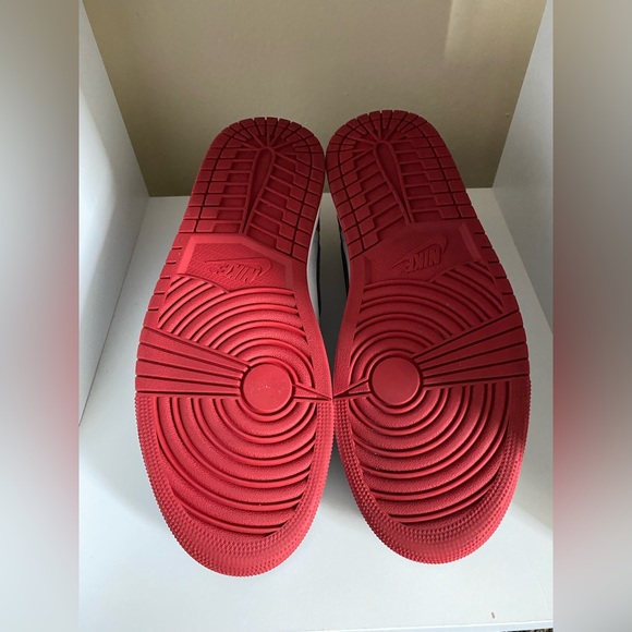 Air Jordan 1 Low - Picture 8 of 8